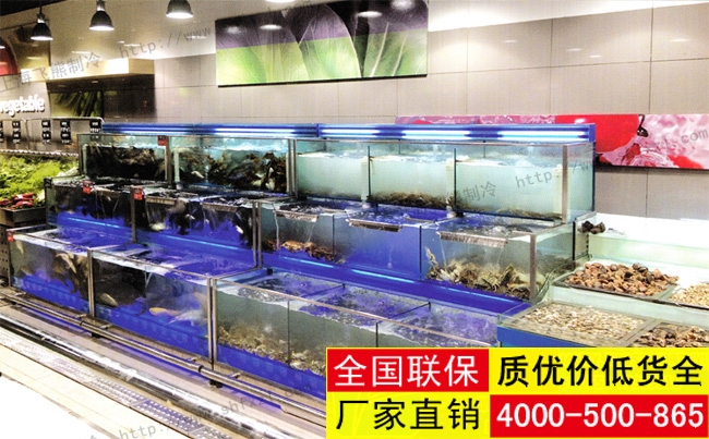 超市水产促销鱼缸现场图